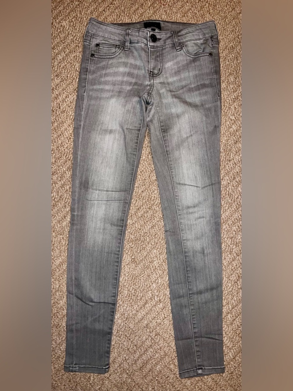 BUNDLE 5 for $50 👗👚 👖 
Celebrity Pink Skinny Jeans in Grey Wash 1/25